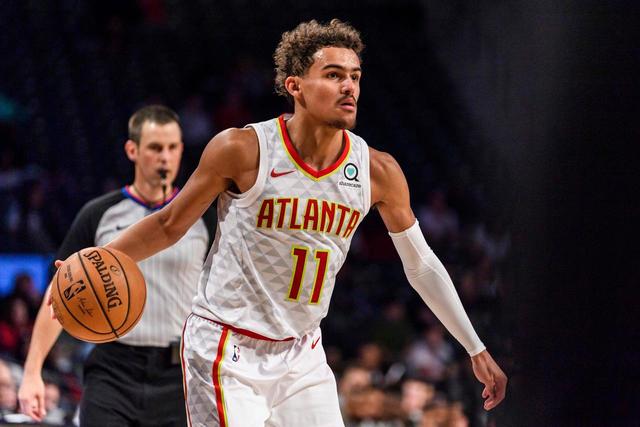 NBA交易市场动态：湖人完成签约,