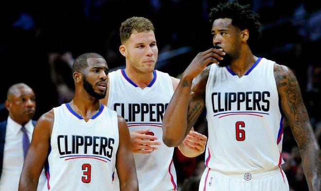 冠军诞生！STE战队夺下2021第二届和平精英微博杯总冠军