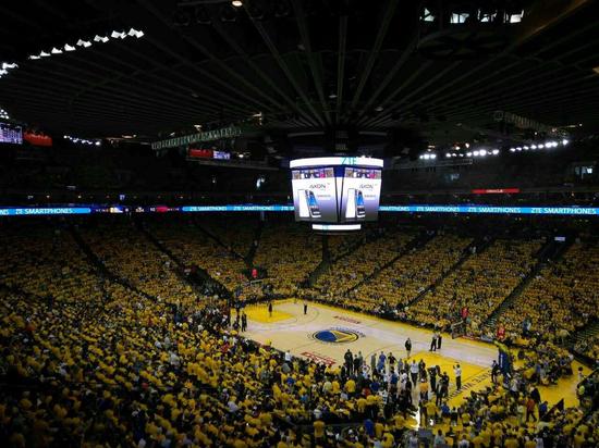 [NBA]又一个盖帽！哈珀反击被杨瀚森无情帽下