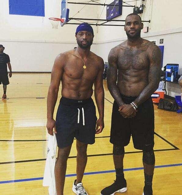 帕雷德斯：我和内马尔经常联系，若他想来博卡我们会等他