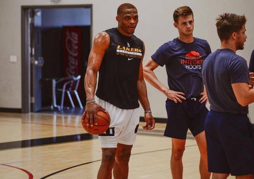 CS2本周最新世界排名：Vitality稳居榜首，NAVI下滑至第九，TYLOO创历史新高