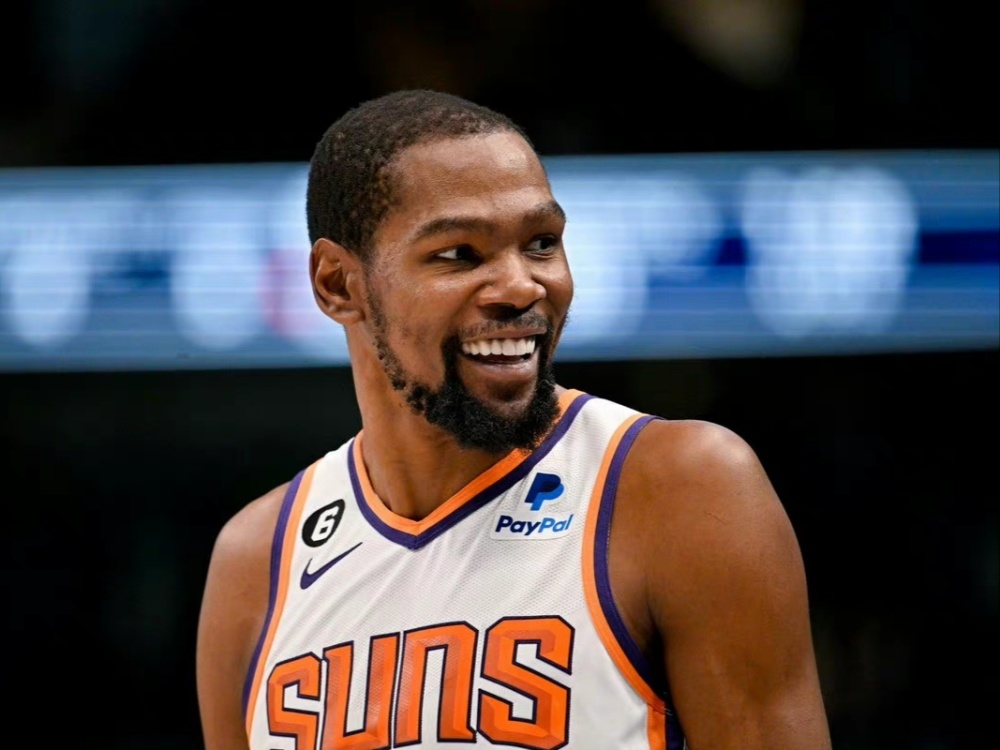 重排NBA历史5大球星，科比落选 魔术师垫底 詹姆斯屈居第2