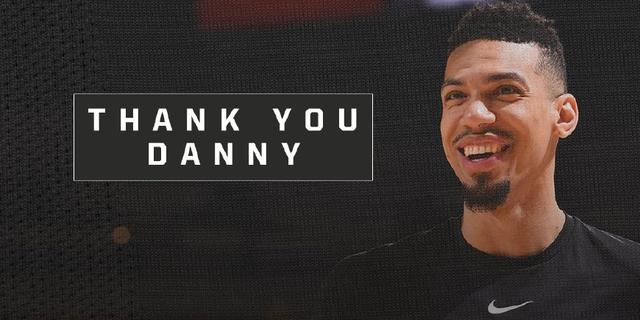 全英羽球赛｜冯魏淘汰韩国组合 中国包办混双决赛权